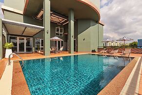 Cozy Don Mueang Hotel