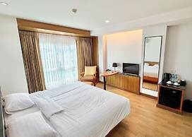 Cozy Don Mueang Hotel