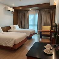 Cozy Don Mueang Hotel