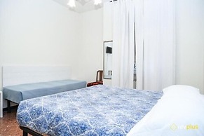Lia Rooms 3