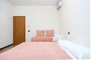 Lia Rooms 3