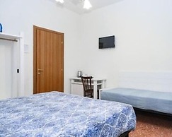 Lia Rooms 3