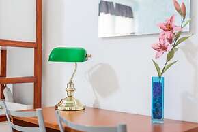 Lia Rooms 4