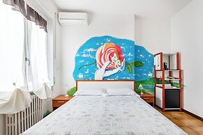 Lia Rooms 4