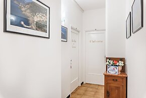 Lia Rooms 4