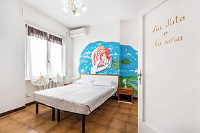 Lia Rooms 4