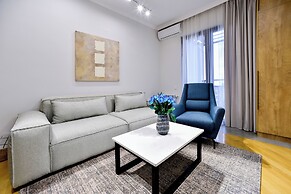 CheckInn Apartments