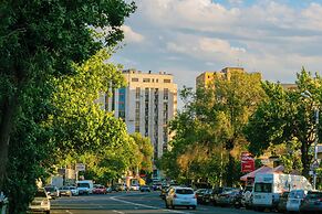 CheckInn Apartments