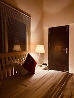 Luxsugero Penthouse Kaichidham