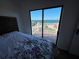 Great Cistern Beach Village