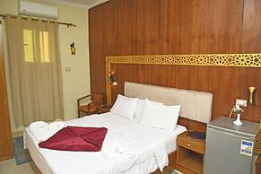 New Pyramids Paradise Hostel