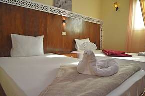 New Pyramids Paradise Hostel