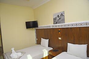 New Pyramids Paradise Hostel