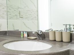 Luxe 4bed Apt Dubai Marina JBR Pool by Belvilla