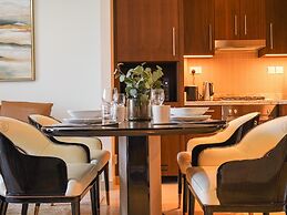 Lux 1BR Apt Burj Khalifa View by Belvilla