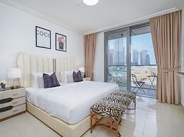 Lux 1BR Apt Burj Khalifa View by Belvilla