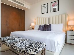 Lux 1BR Apt Burj Khalifa View by Belvilla