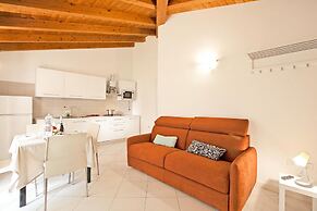 Saras Garden Home