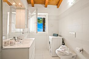 Saras Garden Home