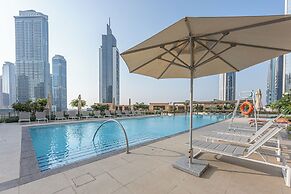Stayis-Luxury 1 BR with City SkylineView