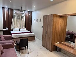 Saini Hotel