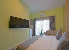 COMFY APART HOTEL