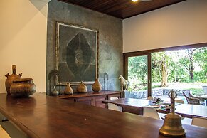 Cobalt Golf Villa by TSC, Kandy