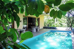 Cobalt Golf Villa by TSC, Kandy