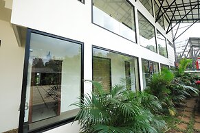 Thekkady Gavi Suites