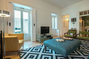 Portas de São Bento Apartment
