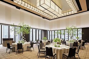 THE OSAKA STATION HOTEL, Autograph Collection