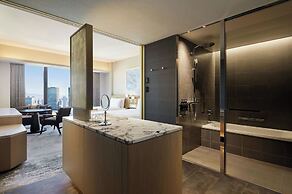 THE OSAKA STATION HOTEL, Autograph Collection