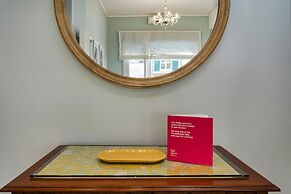 Light Apartment in Albaro