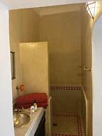 Riad Essaada
