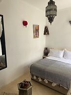 Riad Essaada