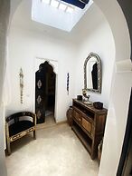 Riad Essaada