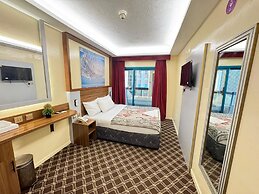 NAIF PALACE HOTEL