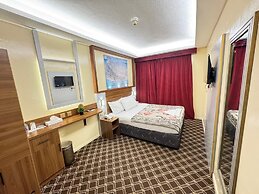 NAIF PALACE HOTEL