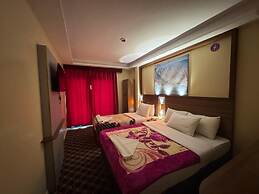NAIF PALACE HOTEL