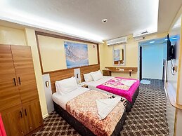 NAIF PALACE HOTEL