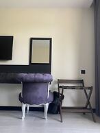 The Reference Club Restaurant & Accommodation