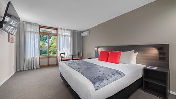 The Angus Hotel