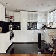 Canary Wharf Apartments