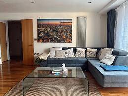 Canary Wharf Apartments