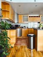 Canary Wharf Apartments