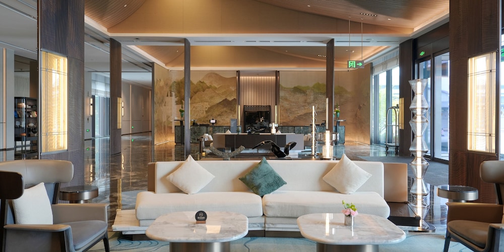 Intercontinental Xiangyang by IHG