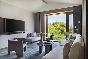 Intercontinental Xiangyang by IHG