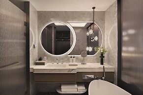 Intercontinental Xiangyang by IHG