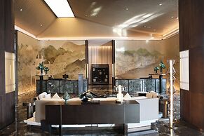 Intercontinental Xiangyang by IHG