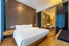 Side Apartment